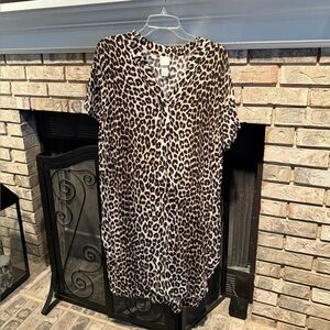 Short sleeve animal print rayon dress, multi, size Large, EUC